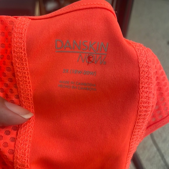 COPY - Danskin coral spandex tank - Picture 3 of 6